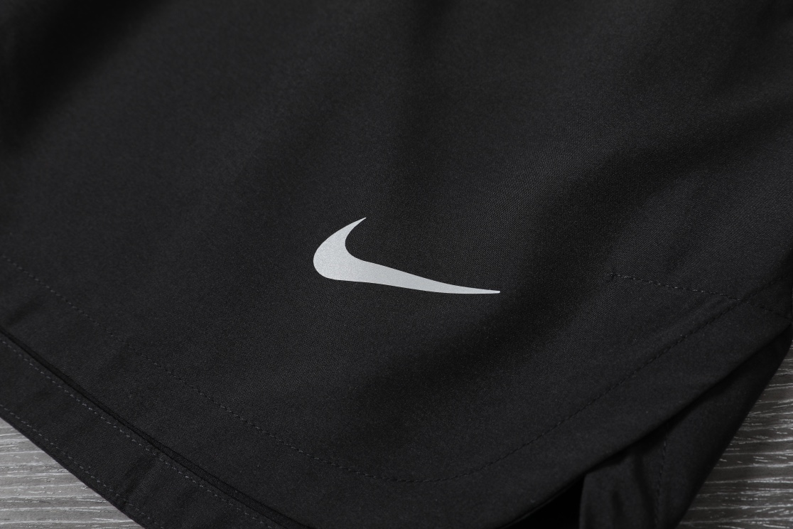 Nike AeroFlex Lightweight Training Shorts