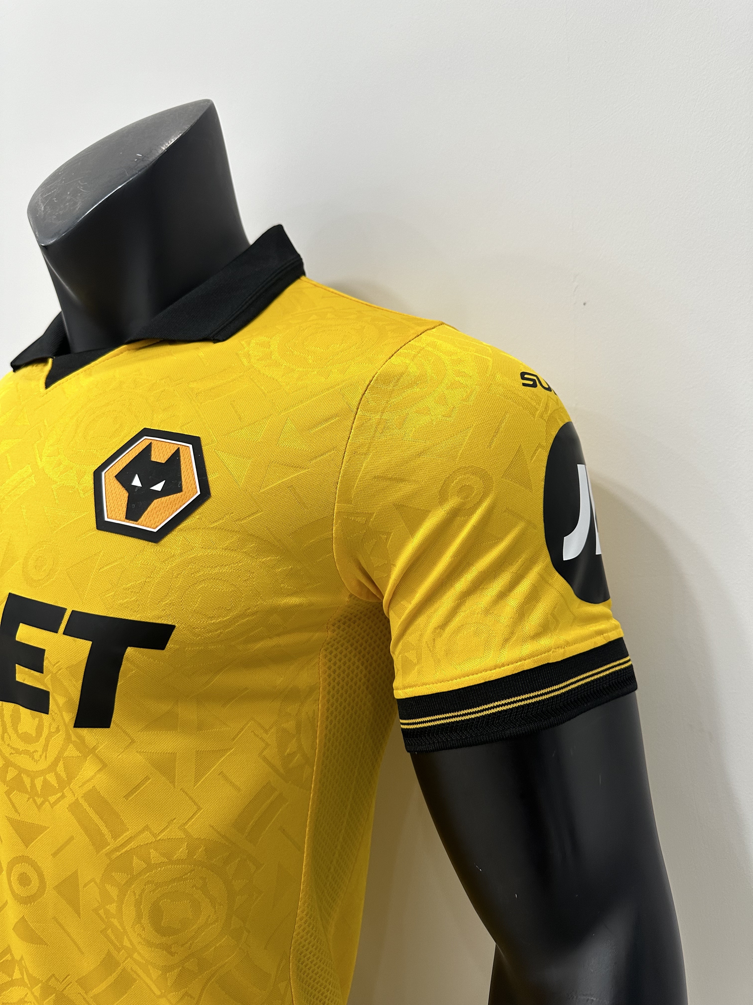 Wolverhampton Wanderers (Wolves) Home Kit Players Edition