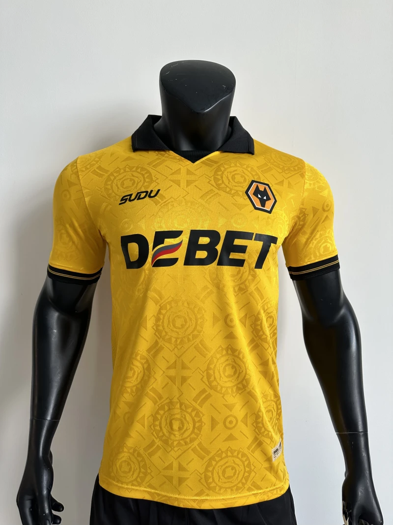 Wolverhampton Wanderers (Wolves) Home Kit Players Edition